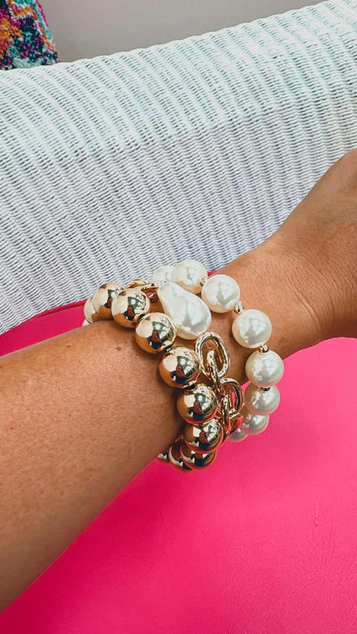 Pearl/Gold Bracelet Stack