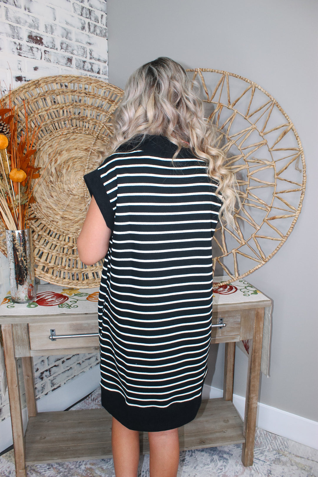 Black/White Zipper Dress