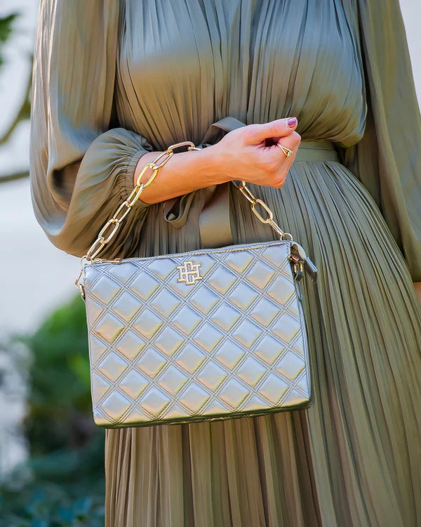 Caroline Hill - Ariana Crossbody "Black Pearl DQ"